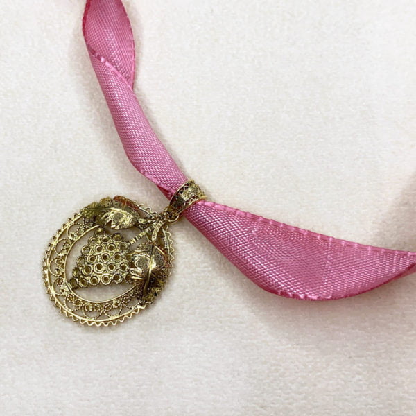 Ciondolo modello uva - Horos Officina Orafa Ciondolo modello uva - Horos Officina Orafa