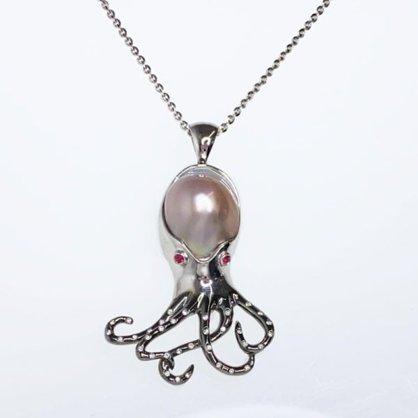 Ciondolo "polipo" - Horos Officina Orafa Ciondolo "polipo" - Horos Officina Orafa