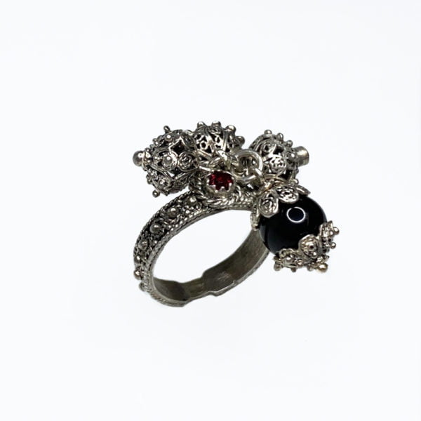 Anello in filigrana brunito con bottoni e cocco - Horos Officina Orafa