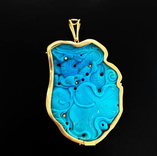 Ciondolo turchese con rubini e smeraldi - Horos Officina Orafa Ciondolo turchese con rubini e smeraldi - Horos Officina Orafa