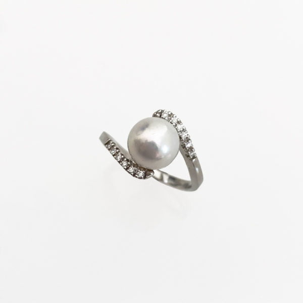 Anello con perla e diamanti - Horos Officina Orafa